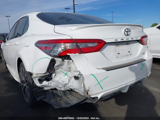 Toyota CAMRY SE 2018 4T1B11HK2JU573019 Image 6