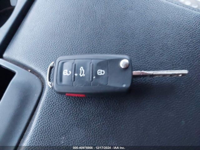 3VW2K7AJ4FM312926 Volkswagen Jetta 2.0l S
