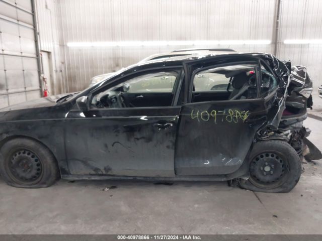 3VW2K7AJ4FM312926 Volkswagen Jetta 2.0l S