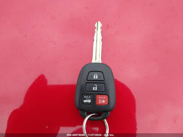 Toyota COROLLA LE 2017 2T1BURHE4HC856615 Image 11