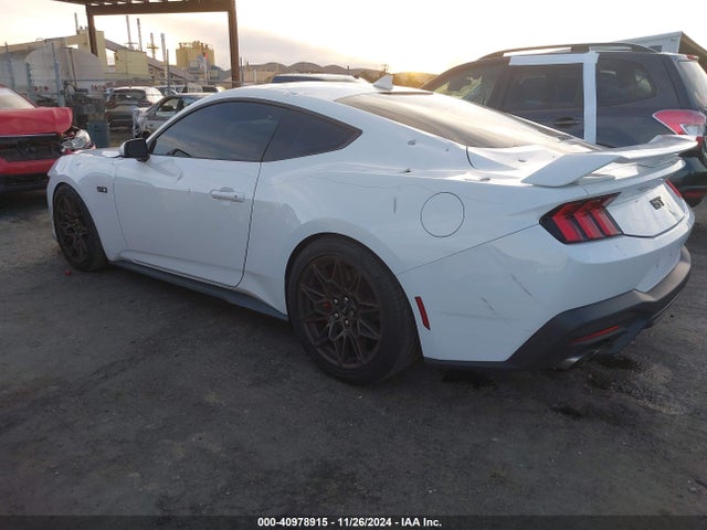 Ford Mustang Gt Premium 2024 1FA6P8CF8R5416243 Image 3
