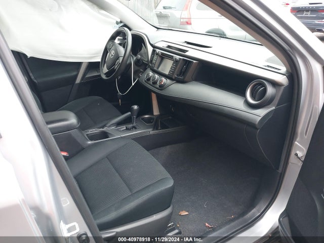 Toyota RAV4 LE 2017 2T3ZFREV6HW318405 Image 5