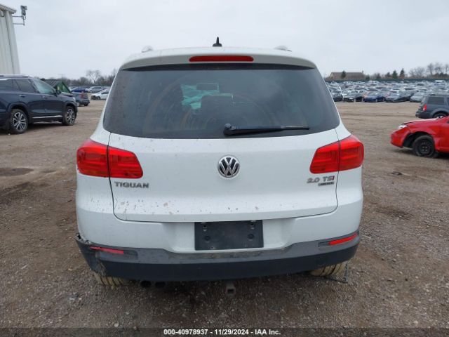 WVGBV3AX5EW619524 Volkswagen TIGUAN SE