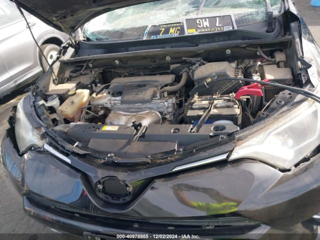 2T3WFREV3HW331762 Toyota Rav4 Xle