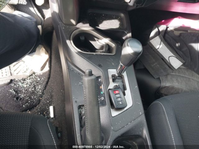 2T3WFREV3HW331762 Toyota Rav4 Xle