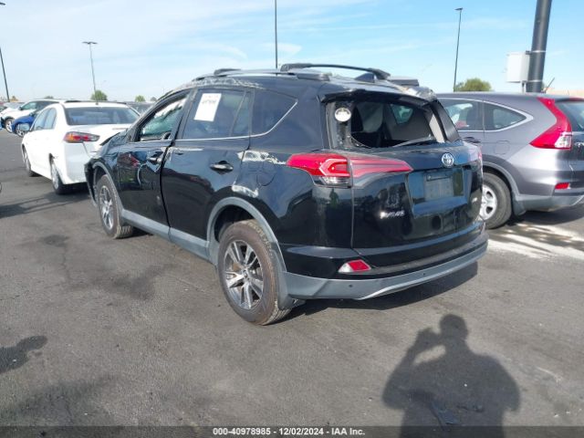 2T3WFREV3HW331762 Toyota Rav4 Xle