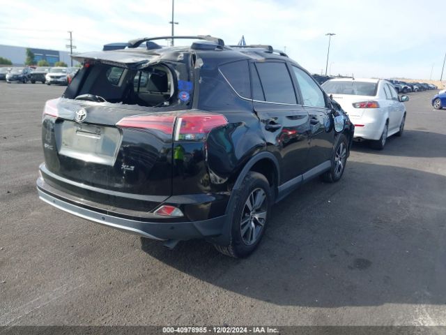 2T3WFREV3HW331762 Toyota Rav4 Xle