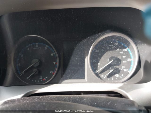 2T3WFREV3HW331762 Toyota Rav4 Xle