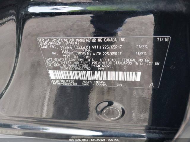 2T3WFREV3HW331762 Toyota Rav4 Xle