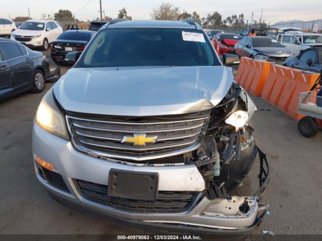 1GNKRHKD5FJ240815 Chevrolet Traverse 2lt