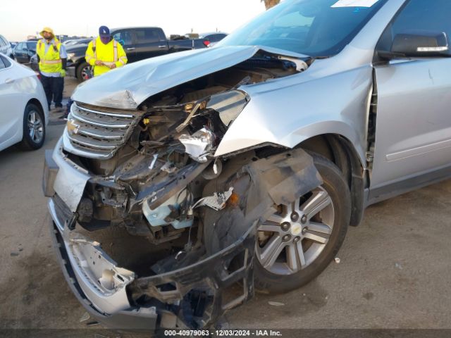 1GNKRHKD5FJ240815 Chevrolet Traverse 2lt