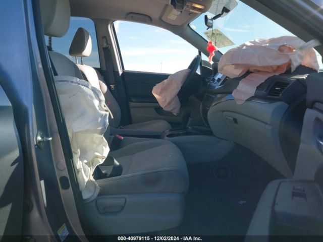 5FNYF5H16GB040557 Honda PILOT LX