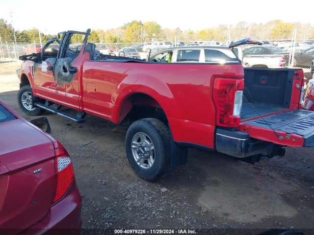 Ford F-250 Xlt 2017 1FT7W2B6XHEC23235 Image 3