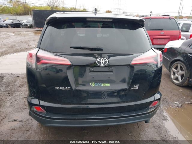 2T3BFREVXJW723044 Toyota RAV4 LE
