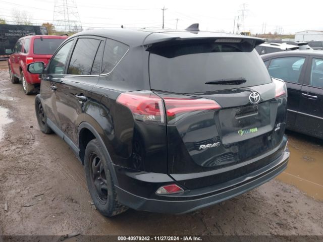2T3BFREVXJW723044 Toyota RAV4 LE