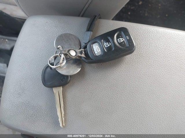 5NPD84LF7LH577049 Hyundai ELANTRA SEL