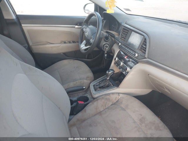 5NPD84LF7LH577049 Hyundai ELANTRA SEL