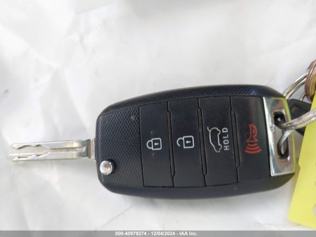 KIA Soul 2015 KNDJN2A24F7216645 Image 11