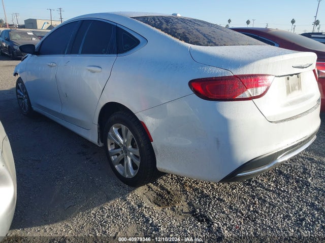 Chrysler 200 Limited 2015 1C3CCCAB0FN746891 Image 3