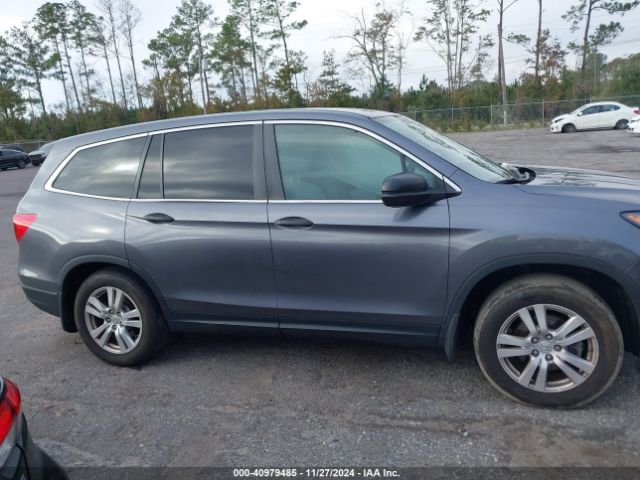 5FNYF6H15GB114976 Honda PILOT LX