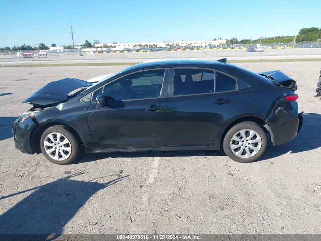 5YFEPMAE4MP255071 Toyota COROLLA LE
