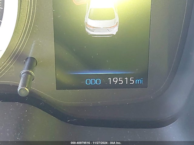 5YFEPMAE4MP255071 Toyota COROLLA LE