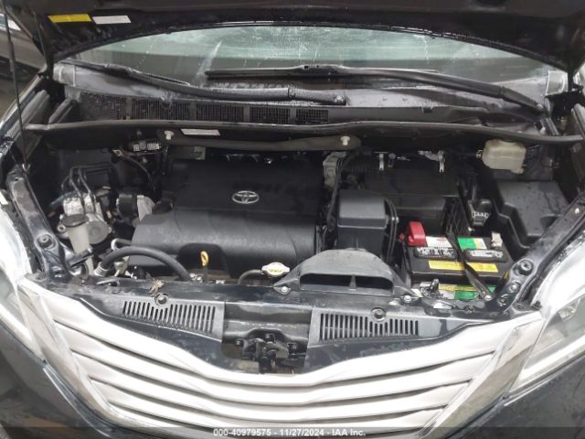 5TDDK3DC2GS138678 Toyota Sienna Limited Premium 7 Passenger
