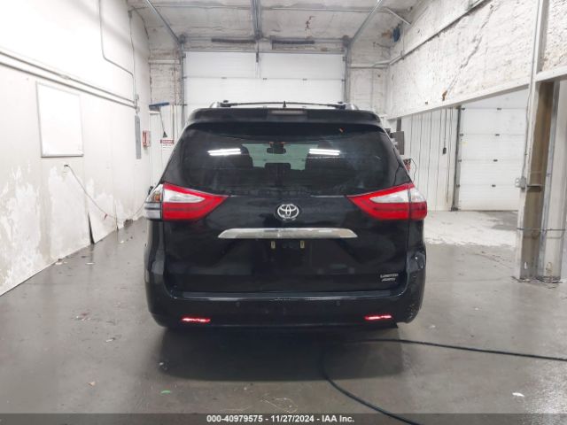 5TDDK3DC2GS138678 Toyota Sienna Limited Premium 7 Passenger
