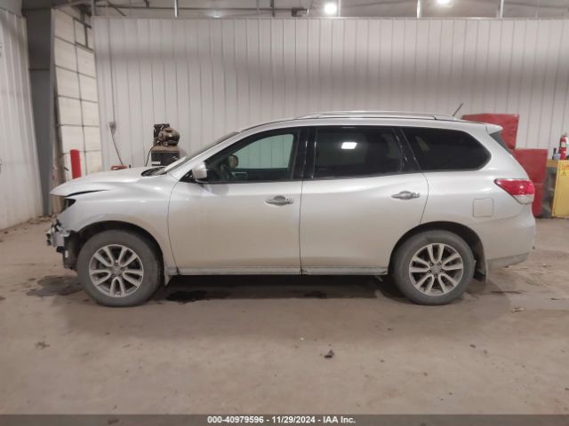 5N1AR2MM6GC656825 Nissan Pathfinder Sv