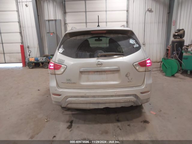 5N1AR2MM6GC656825 Nissan Pathfinder Sv