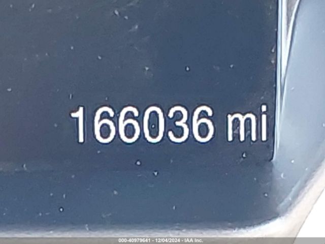 1FMCU0J9XEUA61432 Ford Escape Titanium