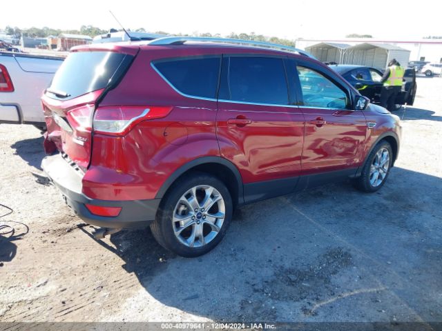 1FMCU0J9XEUA61432 Ford Escape Titanium