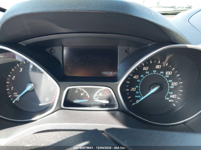 1FMCU0J9XEUA61432 Ford Escape Titanium