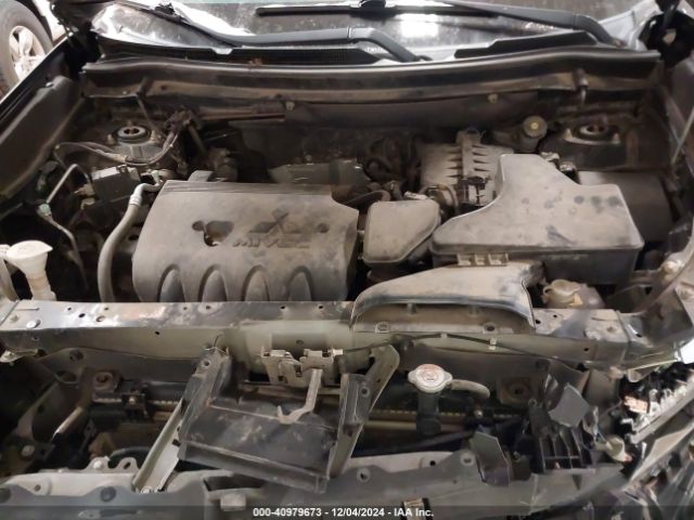 JA4AZ3A33GZ053893 Mitsubishi Outlander Se