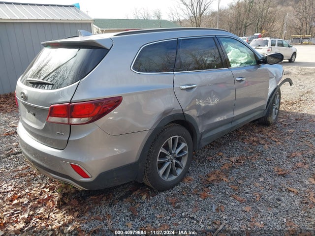 KM8SNDHF2KU303931 Hyundai Santa Fe Xl Se