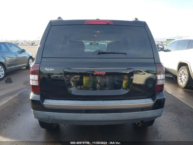 1C4NJPBB2GD715794 Jeep Patriot 75th Anniversary
