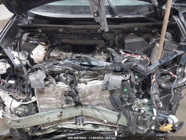 2T3JFREV1JW839891 Toyota RAV4 SE