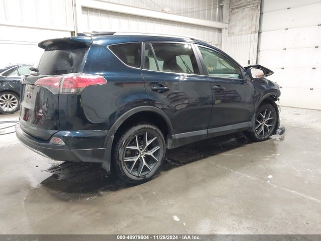 2T3JFREV1JW839891 Toyota RAV4 SE