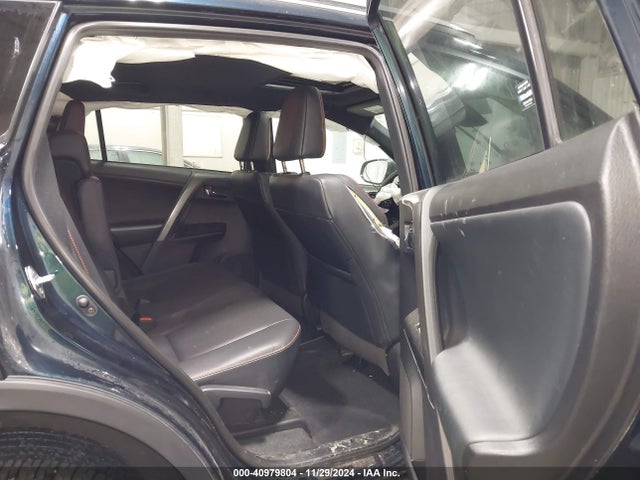 2T3JFREV1JW839891 Toyota RAV4 SE