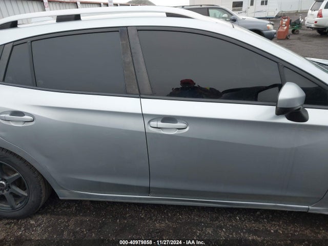 Subaru Impreza 2.0i Premium 2017 4S3GTAB60H3745225 Image 14