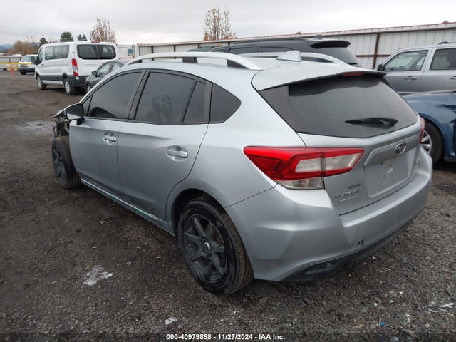 Subaru Impreza 2.0i Premium 2017 4S3GTAB60H3745225 Image 3