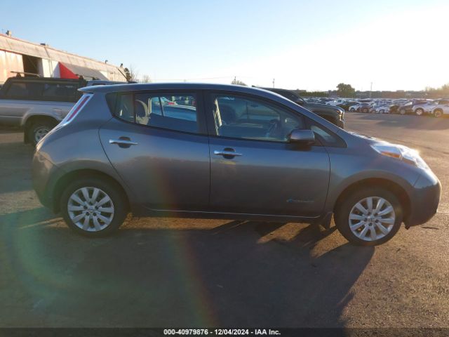 1N4AZ0CP7FC323560 Nissan LEAF S