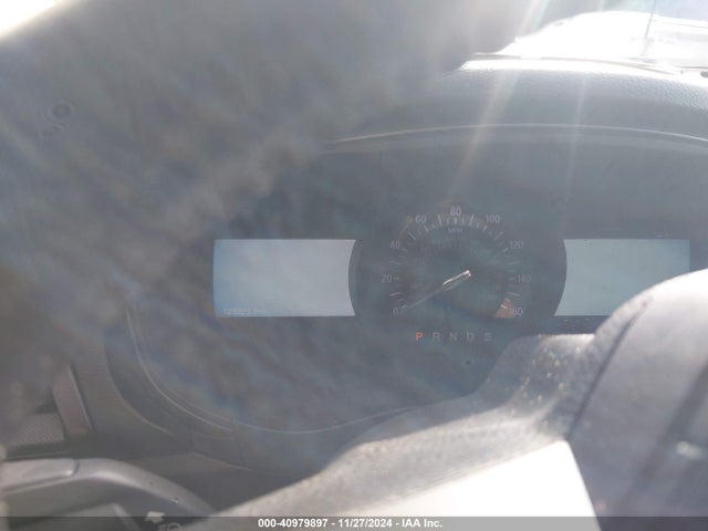 3FA6P0HDXJR157605 Ford FUSION SE