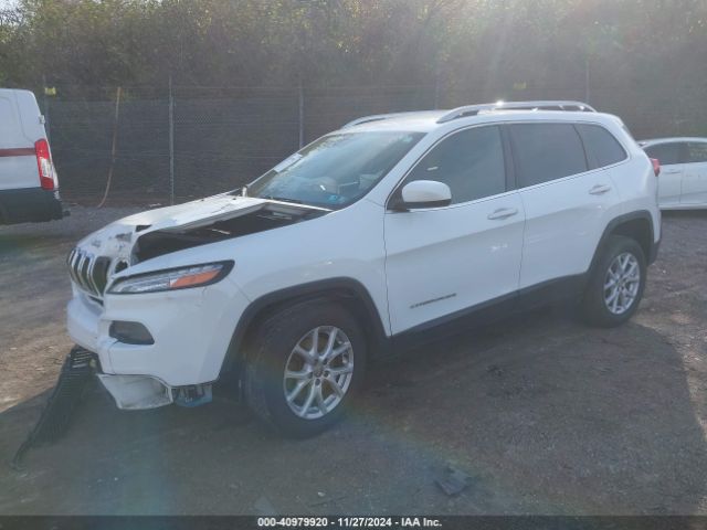 1C4PJMCS9HW658070 Jeep Cherokee Latitude 4x4