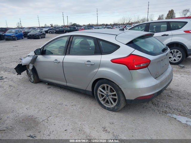 Ford FOCUS SE 2017 1FADP3K29HL216121 Image 14