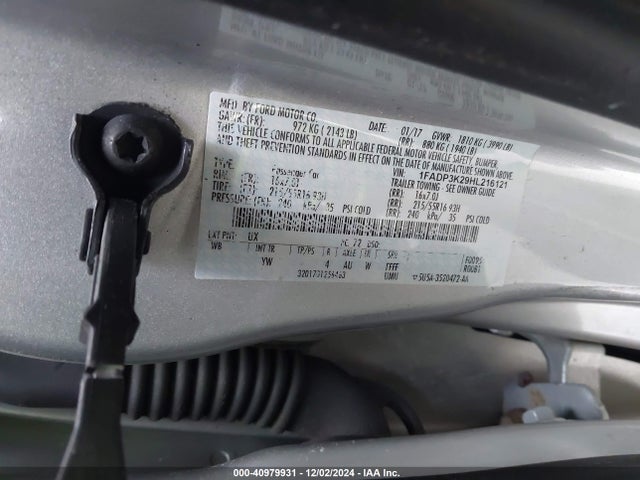 Ford FOCUS SE 2017 1FADP3K29HL216121 Image 11