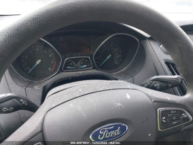 Ford FOCUS SE 2017 1FADP3K29HL216121 Image 7