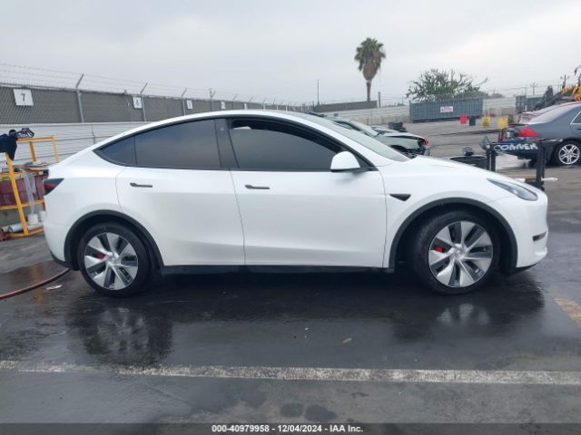 7SAYGDEF8NF350491 Tesla Model Y Performance Dual Motor All-wheel Drive