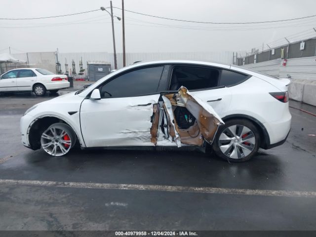 7SAYGDEF8NF350491 Tesla Model Y Performance Dual Motor All-wheel Drive