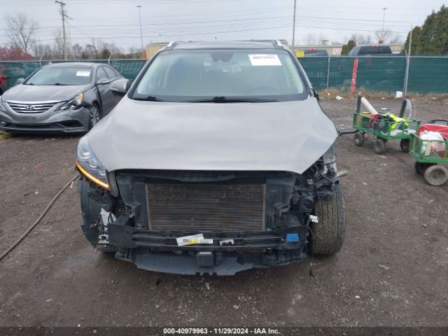 5XYPKDA53KG538232 KIA Sorento 3.3l Sx